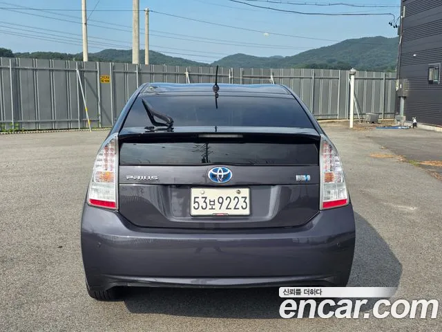 Toyota Prius 2010 thumb 5