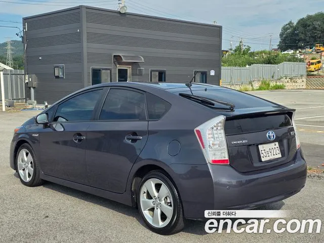 Toyota Prius 2010 thumb 6