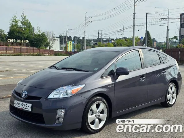 Toyota Prius 2010 thumb 12