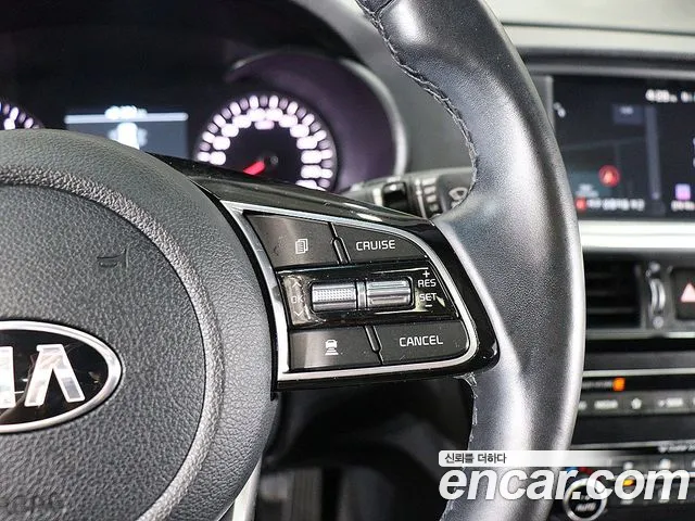 Kia K5 2018 thumb 11