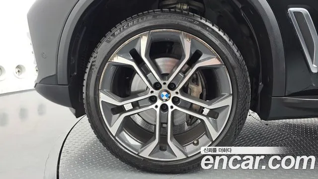 BMW X5 2021 thumb 5