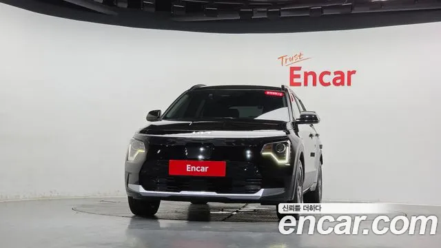 Kia Niro 2023 thumb 2