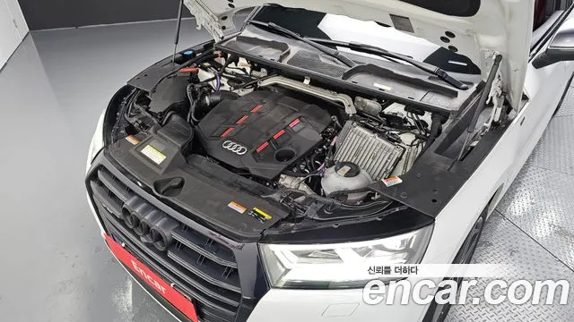 Audi SQ5 2020 thumb 6