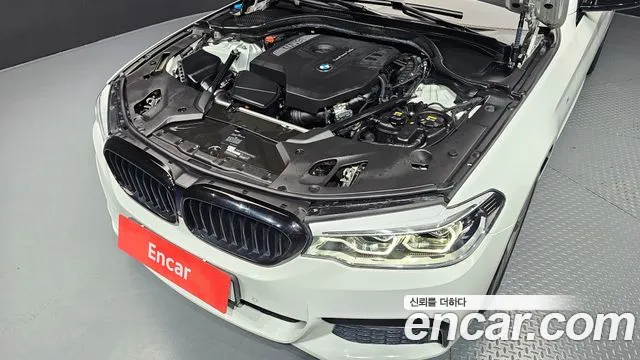 BMW 5 серии 2017 thumb 6