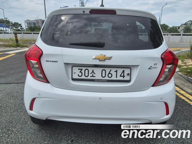 Chevrolet Spark 2016 thumb 4