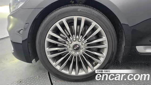 Kia K9 2018 thumb 5