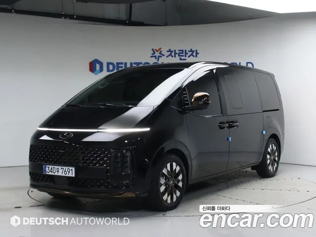 Hyundai Staria 2023 thumb 11