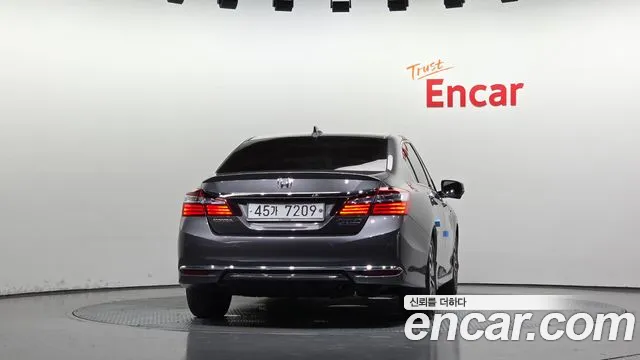 Honda Accord 2017 thumb 4