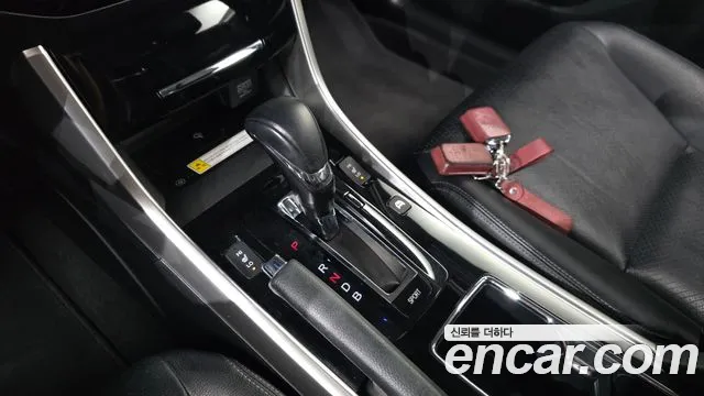 Honda Accord 2017 thumb 9