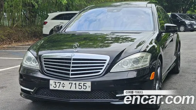 Mercedes-Benz S-Класс 2010 thumb 3