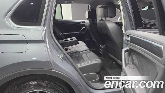 Volkswagen Tiguan 2023 thumb 12