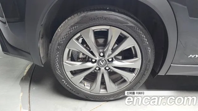 Lexus UX 2020 thumb 5