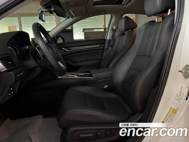 Honda Accord 2019 thumb 10