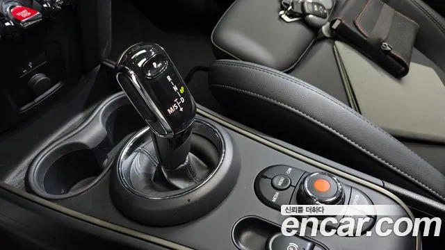 Mini Countryman 2021 thumb 9