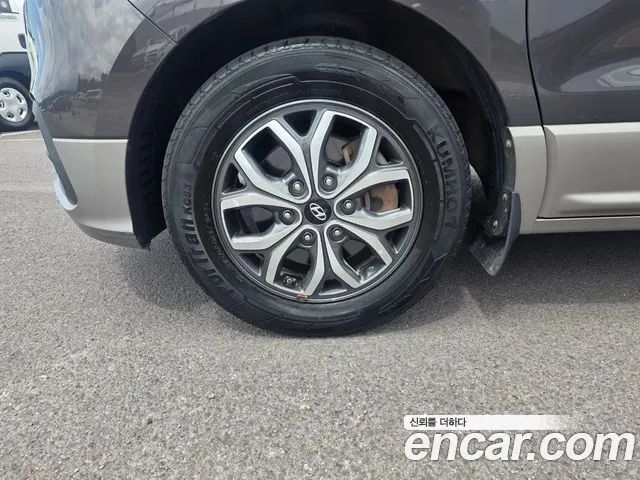 Hyundai Starex 2019 thumb 5