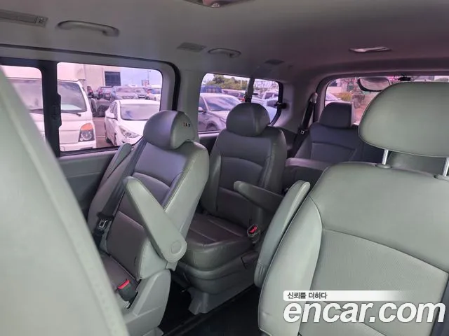Hyundai Starex 2019 thumb 10