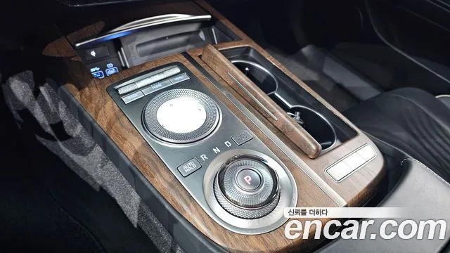Genesis G80 2022 thumb 9