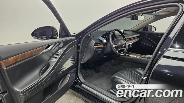 Genesis G80 2022 thumb 10