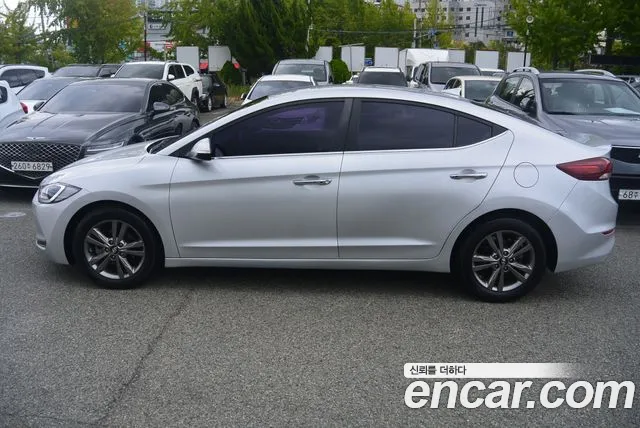 Hyundai Avante 2015 thumb 3