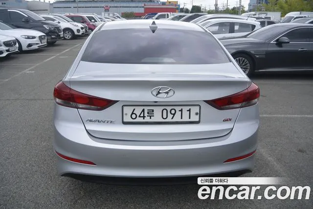 Hyundai Avante 2015 thumb 4