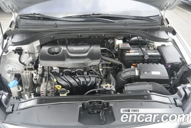 Hyundai Avante 2015 thumb 6