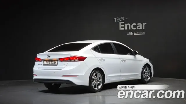 Hyundai Avante 2018 thumb 2