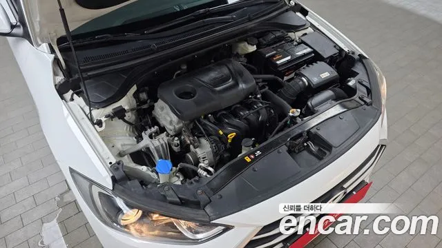 Hyundai Avante 2018 thumb 6