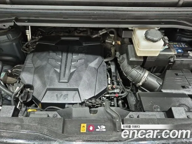 Hyundai Staria 2022 thumb 5