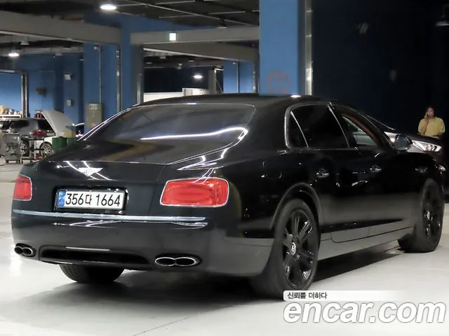Bentley Flying Spur 2015 thumb 4