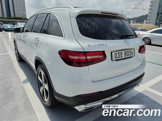 Mercedes-Benz GLC 2017 thumb 6