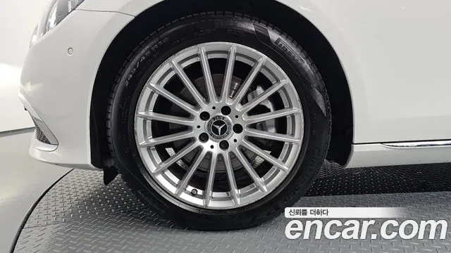 Mercedes-Benz E-Класс 2022 thumb 5