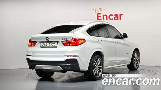 BMW X4 2014 thumb 2