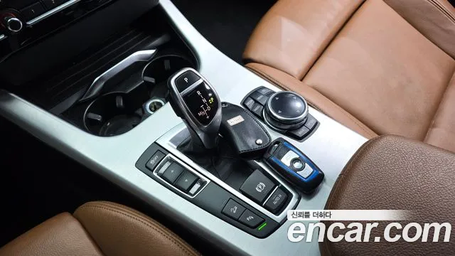 BMW X4 2014 thumb 9