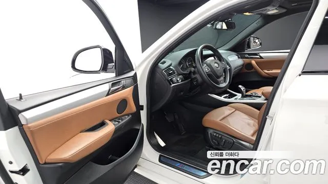 BMW X4 2014 thumb 10