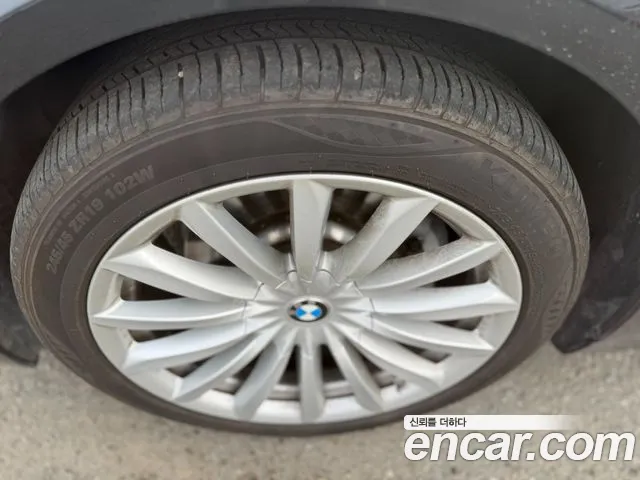 BMW 7 серии 2018 thumb 6
