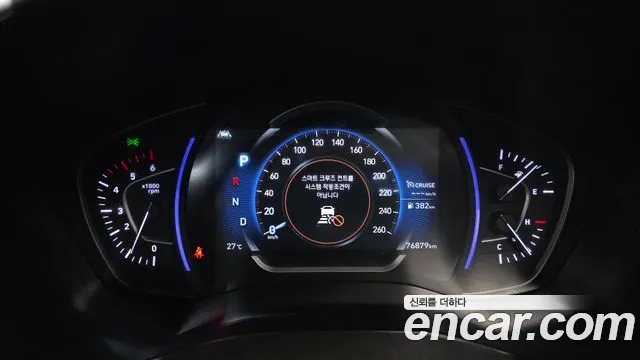 Hyundai Santa Fe 2018 thumb 8