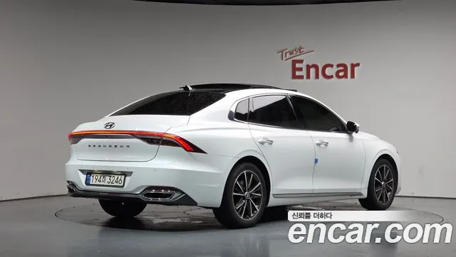 Hyundai Grandeur 2022 thumb 2