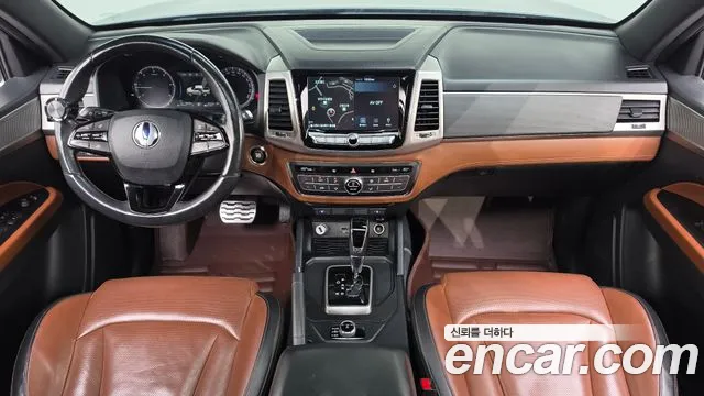 KG_Mobility_Ssangyong Rexton 2018 thumb 6