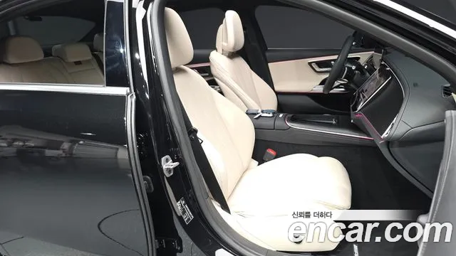 Mercedes-Benz E-Класс 2025 thumb 10