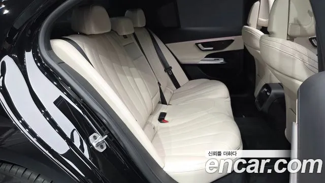 Mercedes-Benz E-Класс 2025 thumb 11
