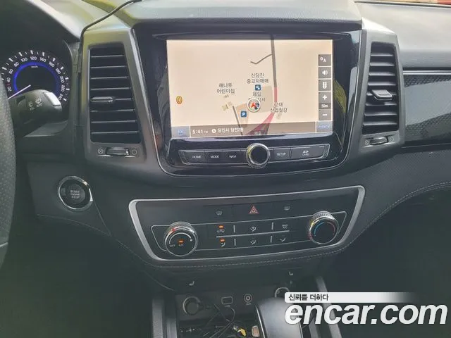 KG_Mobility_Ssangyong Rexton 2021 thumb 8