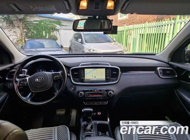 Kia Sorento 2018 thumb 3