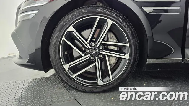Genesis G80 2024 thumb 5