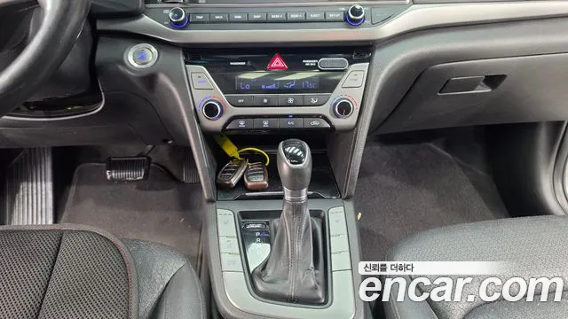 Hyundai Avante 2016 thumb 9