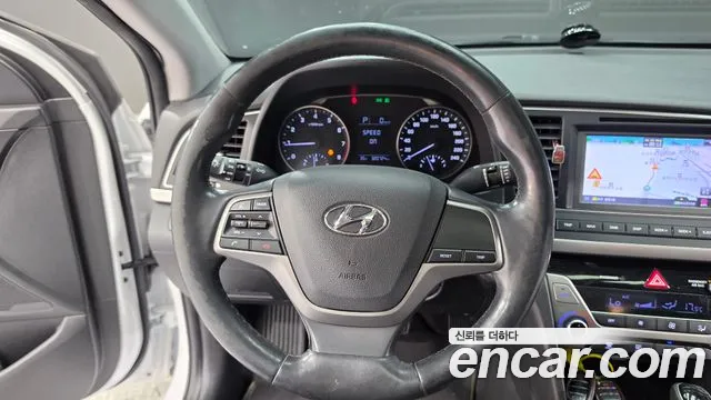 Hyundai Avante 2016 thumb 12