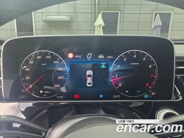 Mercedes-Benz E-Класс 2026 thumb 10
