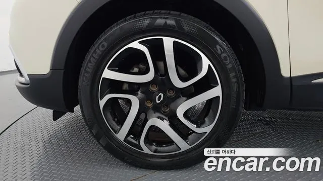 Renault Captur 2015 thumb 5