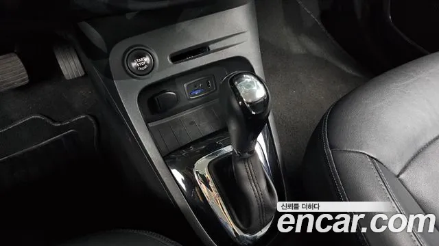 Renault Captur 2015 thumb 9
