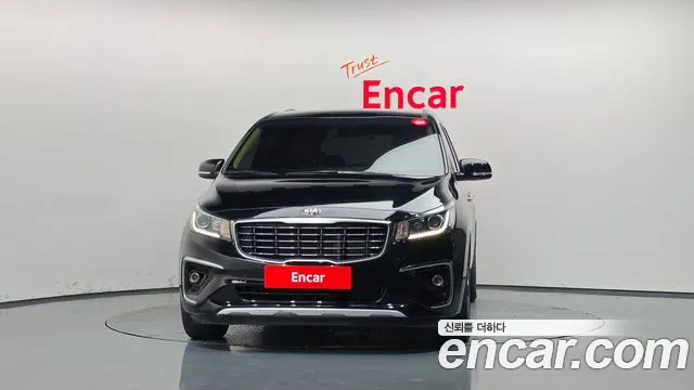 Kia Carnival 2019 thumb 3