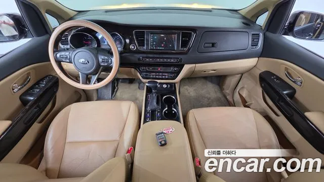 Kia Carnival 2019 thumb 7